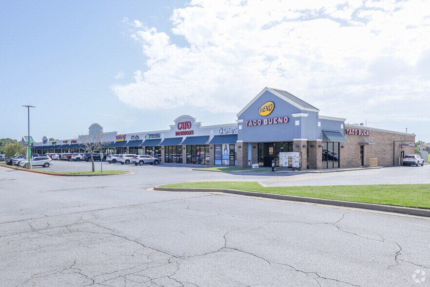 E 121st St S, Broken Arrow, OK à louer - Photo principale – Image 3 sur 3