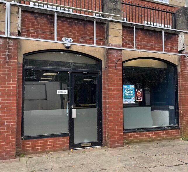 2-4 Anson St, Rugeley à louer - Photo principale – Image 1 sur 1