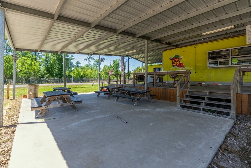 1411 Houston River Rd, Westlake, LA à vendre - Photo de l’immeuble – Image 2 sur 9