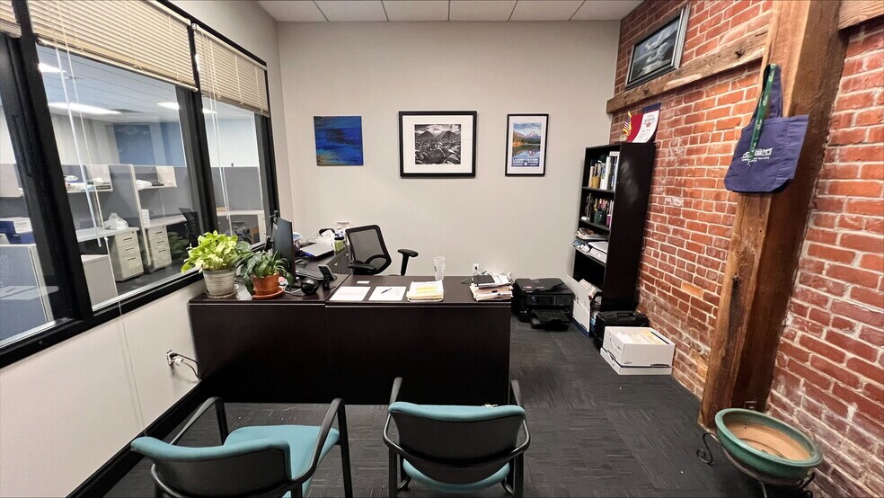 2111 Q St, Sacramento, CA à louer - Photo intérieure – Image 2 sur 17