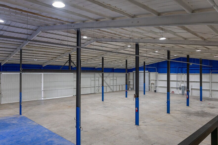 6160 Mineral Wells Hwy, Weatherford, TX à louer - Photo de l’immeuble – Image 3 sur 30