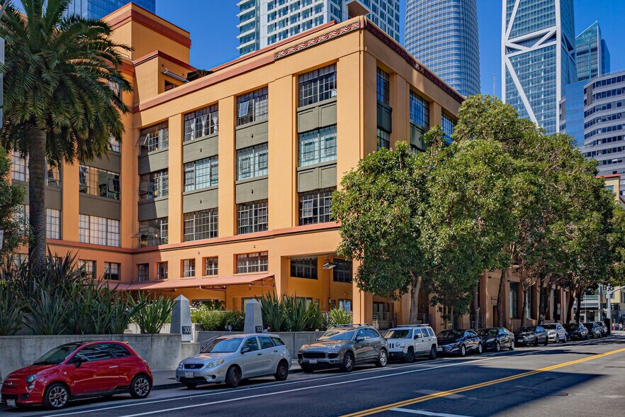 300 Beale St, San Francisco, CA à vendre - Photo de l’immeuble – Image 2 sur 3