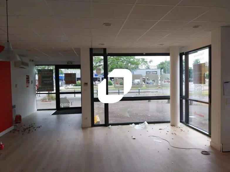 Local commercial dans Orvault à louer - Photo de l’immeuble – Image 3 sur 12