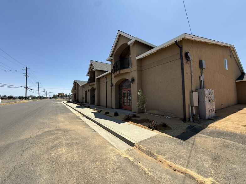 6250 Parallel Rd, Anderson, CA à louer - Photo de l’immeuble – Image 2 sur 12
