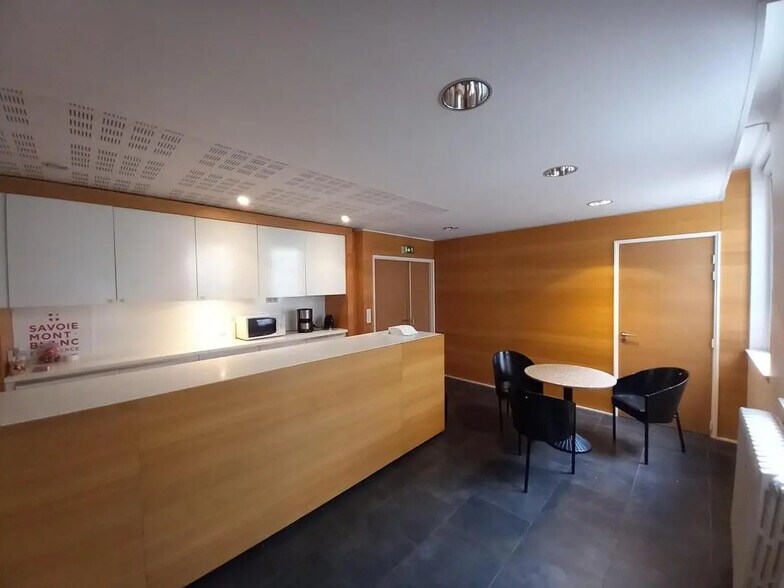 Bureau dans Paris à vendre - Photo intérieure – Image 2 sur 18