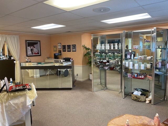 2805 Lincoln Ave, Evansville, IN à vendre - Photo de l’immeuble – Image 2 sur 12