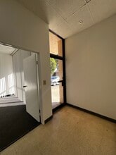 30941 Agoura Rd, Westlake Village, CA à louer Photo intérieure– Image 2 sur 10