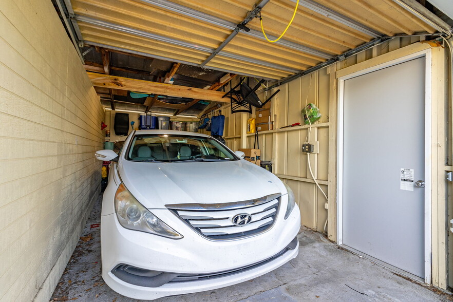429 New York Ave, Saint Cloud, FL à vendre - Photo de l’immeuble – Image 3 sur 53