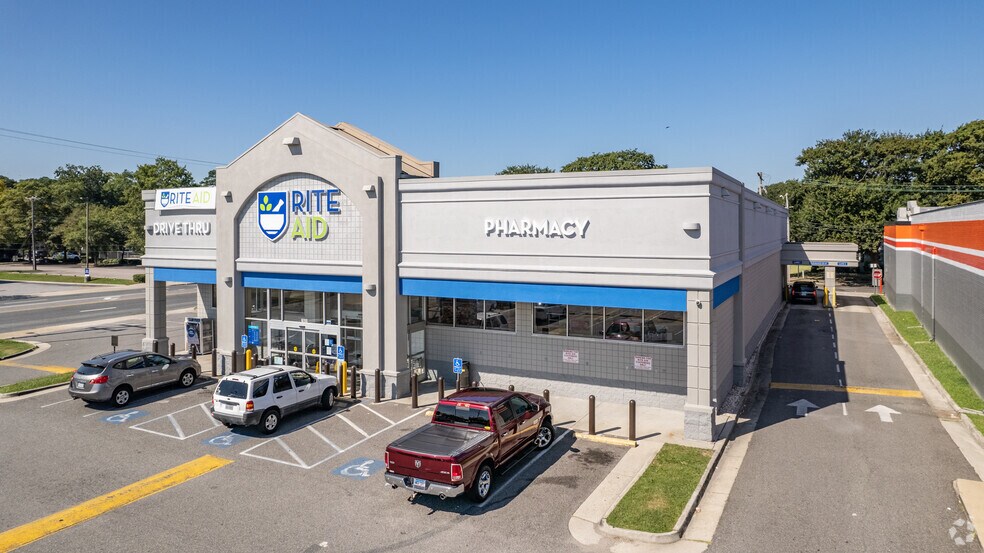 7601 Granby St, Norfolk, VA à louer - Photo de l’immeuble – Image 3 sur 5