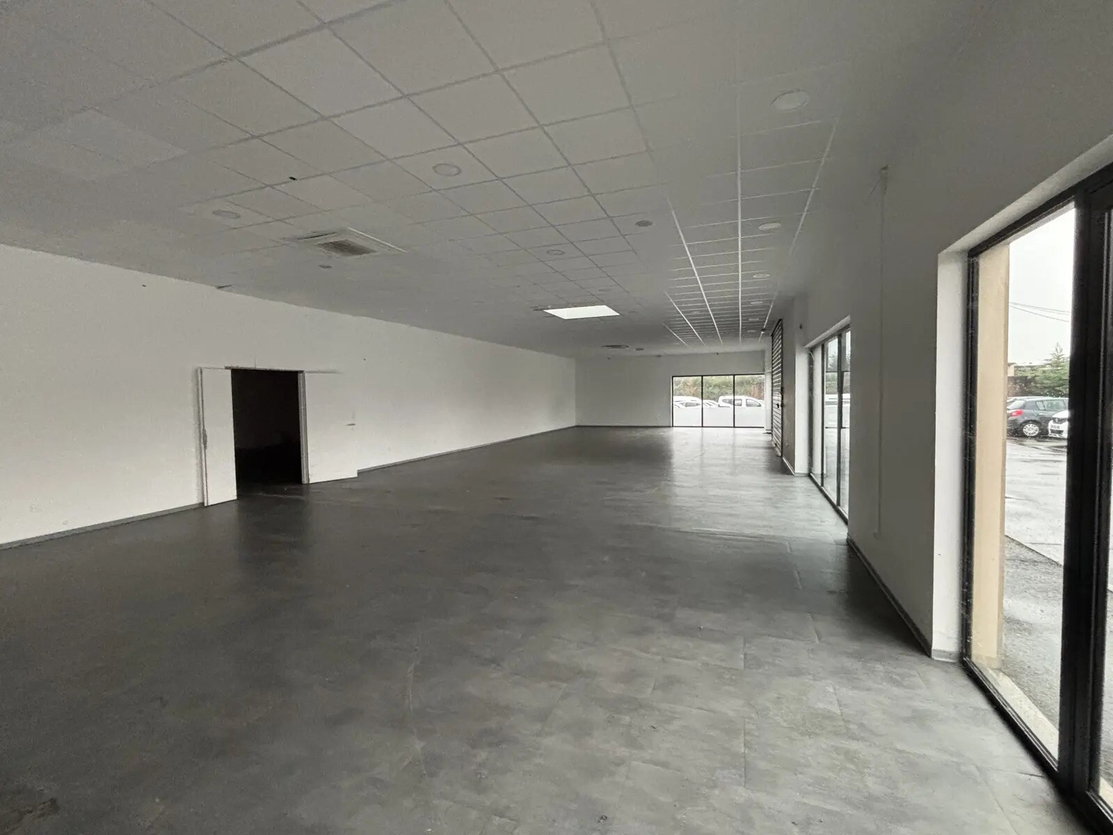 Local d’activités dans Feurs à louer Photo intérieure– Image 1 sur 6