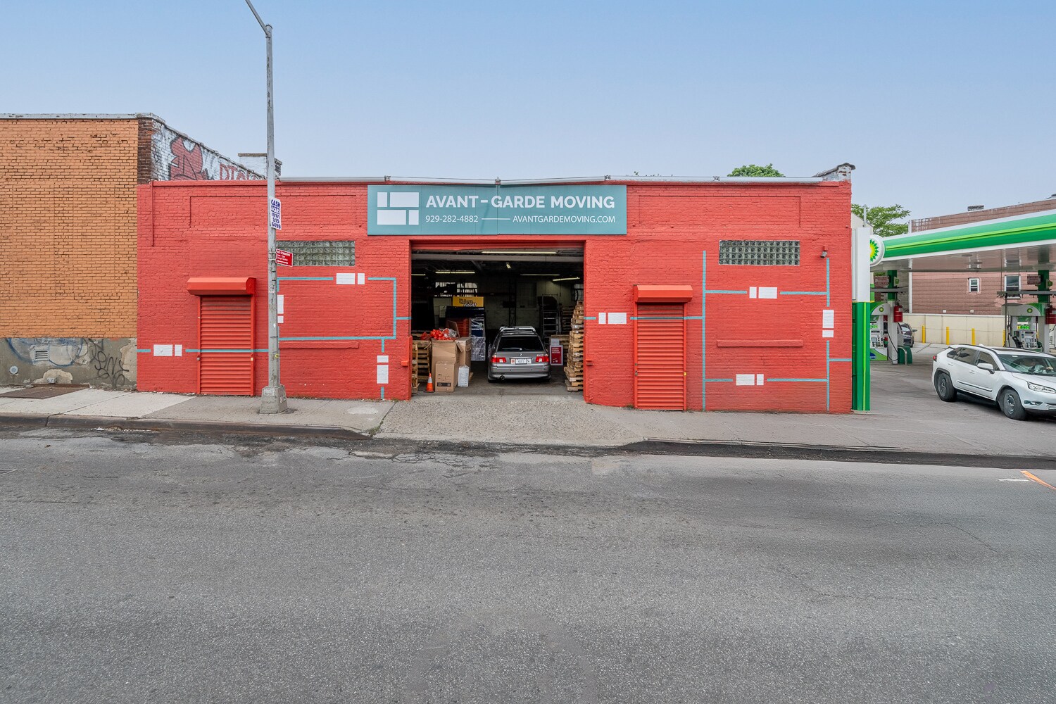 3412 Borden Ave, Long Island City, NY à vendre Photo de l’immeuble– Image 1 sur 27