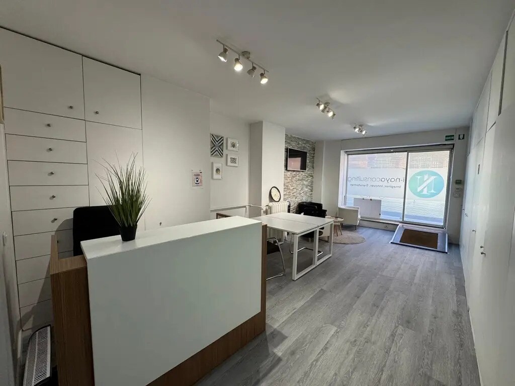 Bureau dans Paris à louer Photo intérieure– Image 1 sur 9