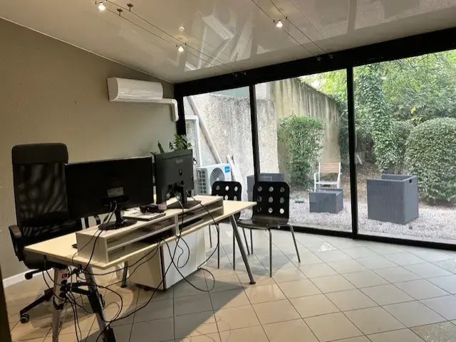 Plus de détails pour 212 Boulevard De La République, Salon-de-Provence - Bureau à louer