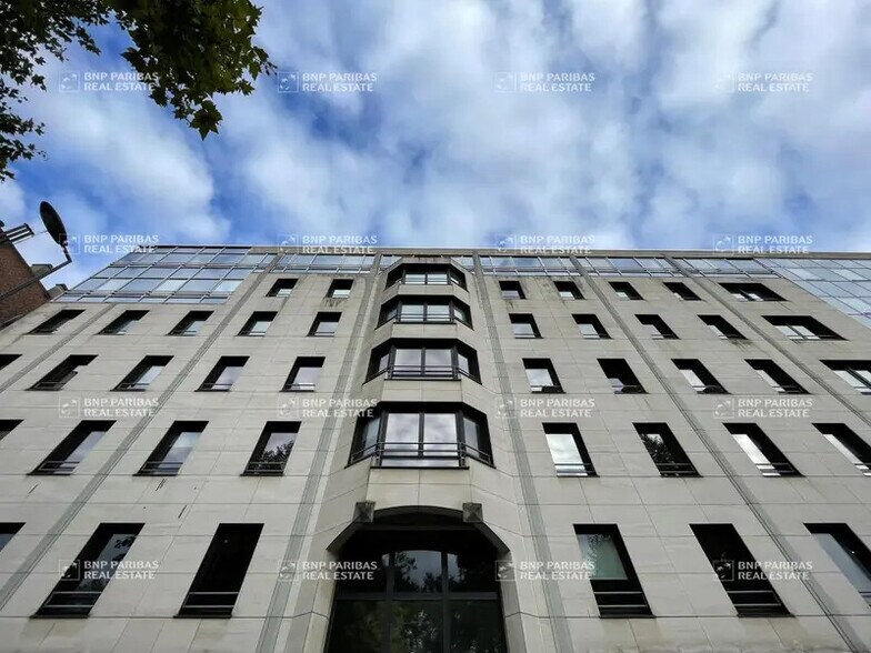 677 Avenue De La République, Lille à louer - Photo de l’immeuble – Image 2 sur 12