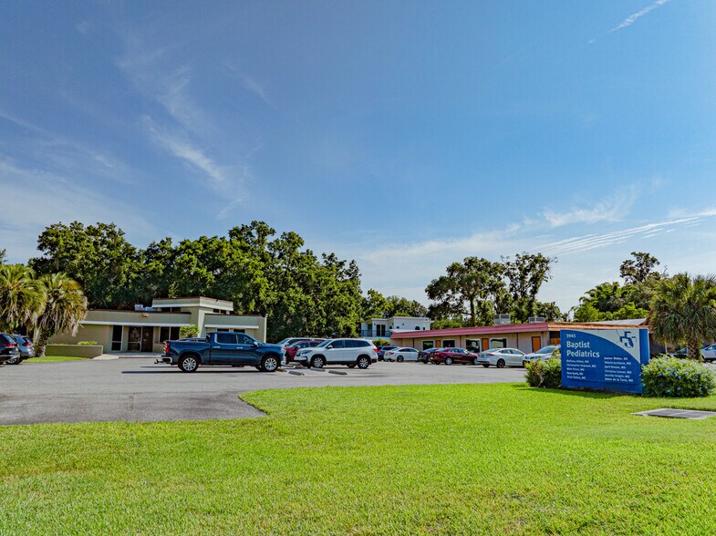 3945 San Jose Park Dr, Jacksonville, FL à vendre - Photo de l’immeuble – Image 3 sur 6