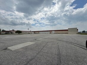 1535 Fieldhouse Ave, Elkhart, IN à louer Photo intérieure– Image 2 sur 11