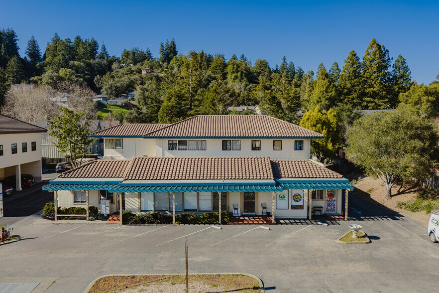 5523 Scotts Valley Dr, Scotts Valley, CA à vendre - Photo principale – Image 1 sur 16