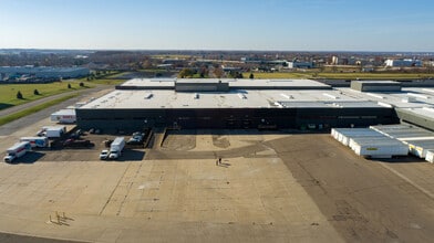 5200 E Cork St, Kalamazoo, MI à louer Photo intérieure– Image 2 sur 13
