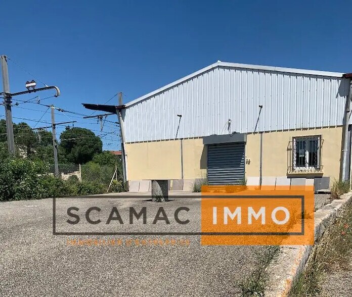 Industriel/Logistique dans Aramon à vendre - Photo de l’immeuble – Image 2 sur 6