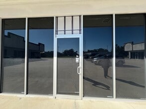 29437 S Frost Rd, Livingston, LA à louer Photo intérieure– Image 2 sur 2