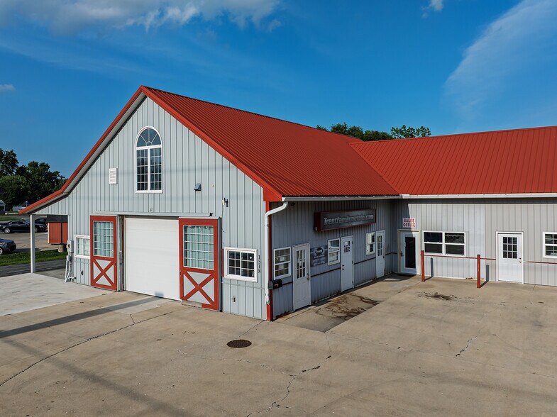 1518 S Dixon Rd, Kokomo, IN à vendre - Photo de l’immeuble – Image 2 sur 19