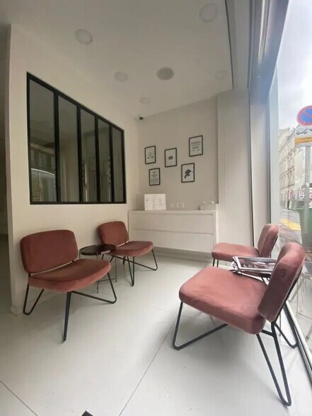 Local commercial dans Paris à vendre - Photo de l’immeuble – Image 2 sur 6