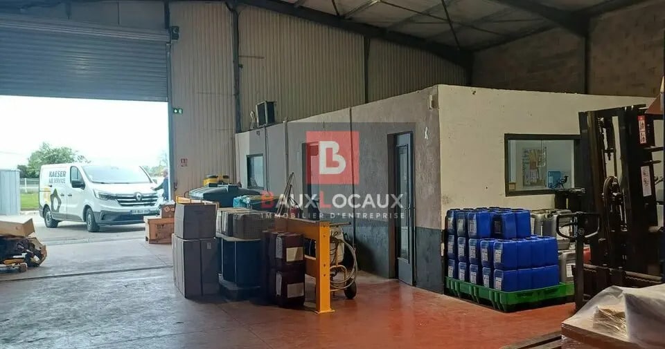 Local d’activités dans Saint-Gilles à louer Photo intérieure– Image 1 sur 9