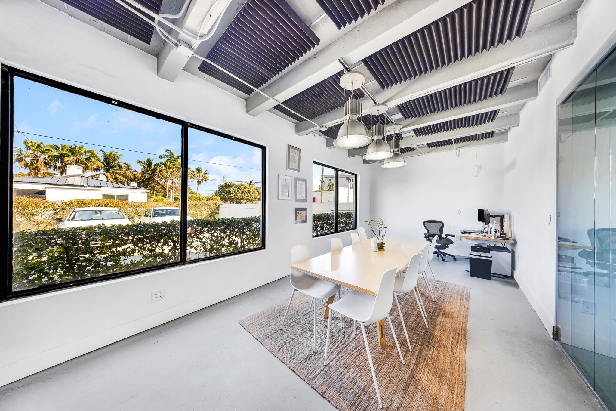 1235 SW 22nd St, Miami, FL à louer Photo intérieure– Image 1 sur 19
