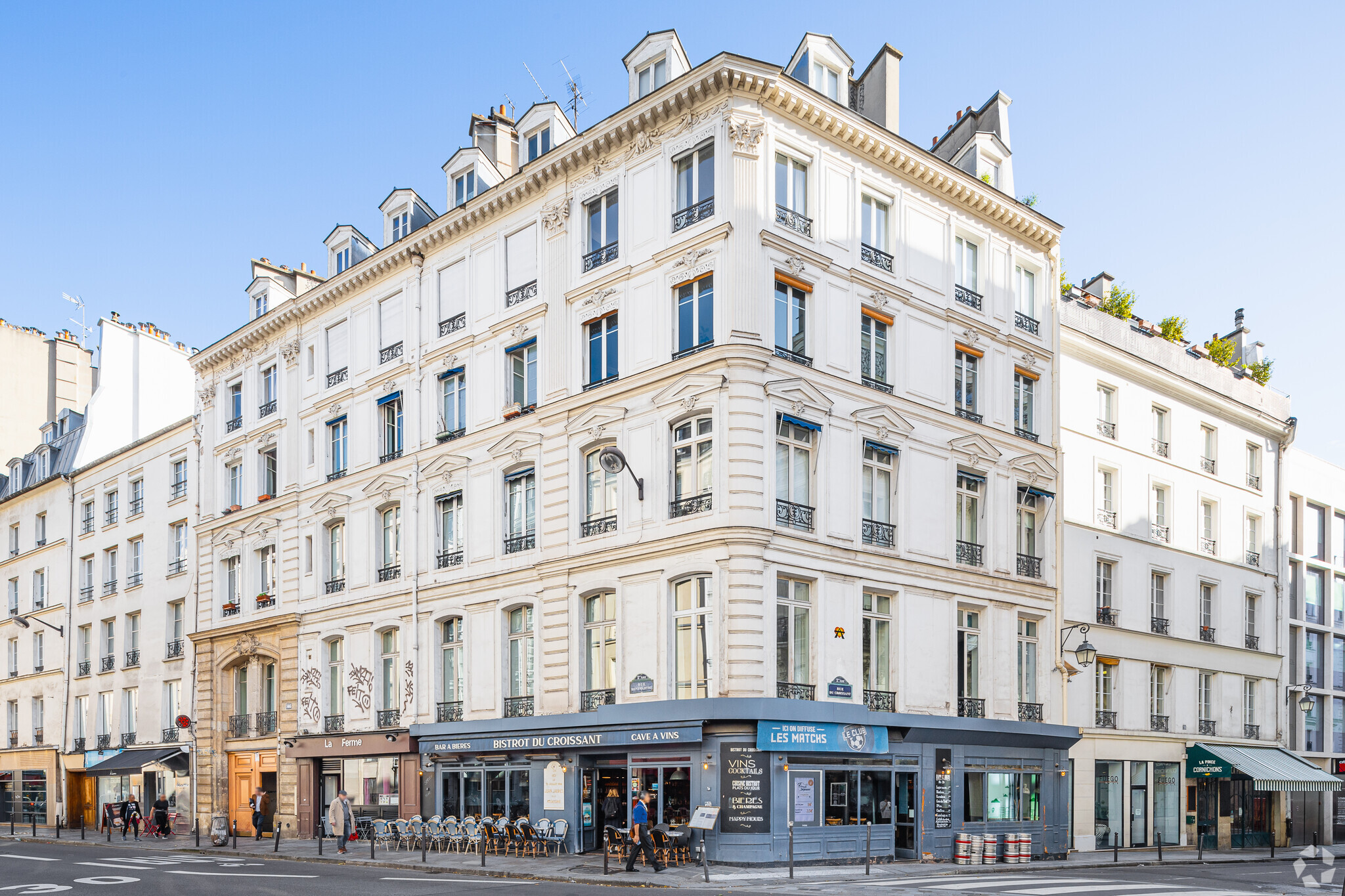 Immeuble residentiel dans Paris à vendre Photo principale– Image 1 sur 7