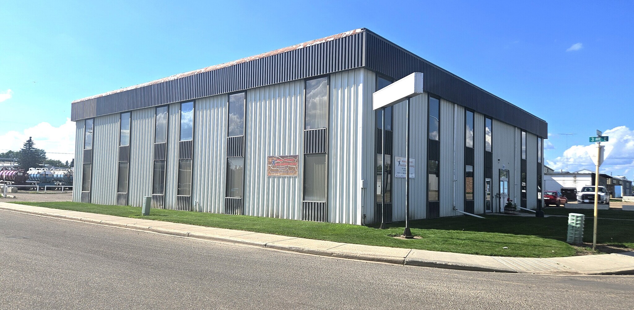 303 8 St E, Brooks, AB à vendre Photo de l’immeuble– Image 1 sur 10