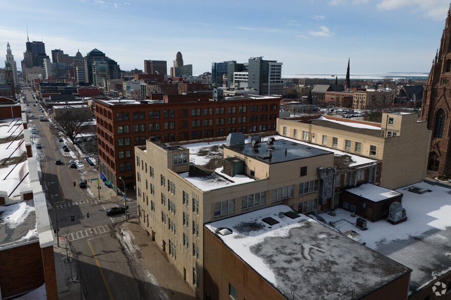 785 Main St, Buffalo, NY à vendre - Photo de l’immeuble – Image 2 sur 5