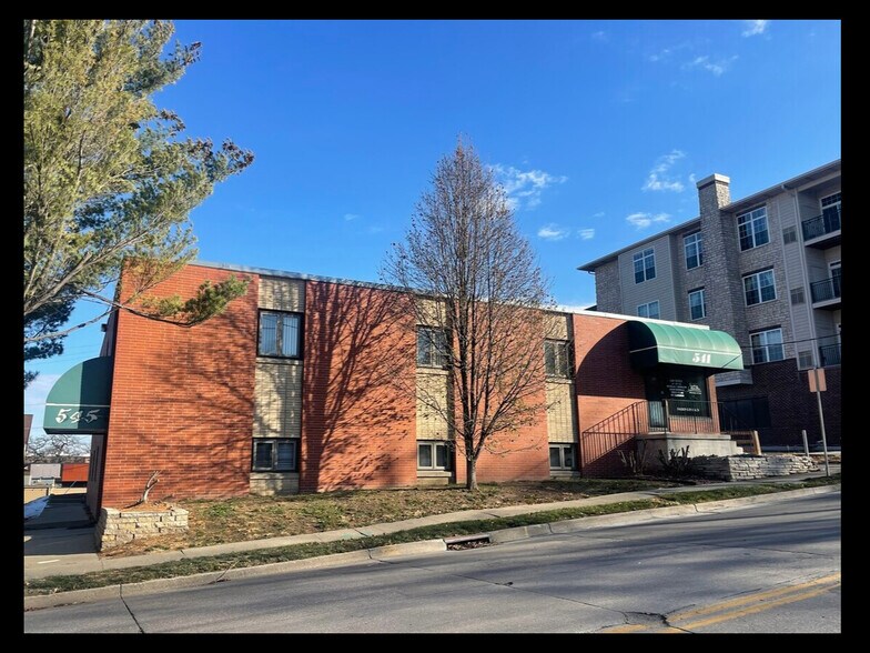 541-545 31st St, Des Moines, IA à louer - Photo de l’immeuble – Image 1 sur 2