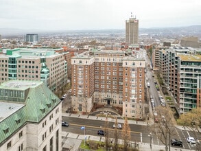 200-220 Grande Allée E, Québec, QC - Vue aérienne  vue de carte