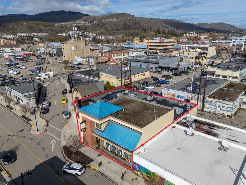 3105 Coldstream Av, Vernon, BC à vendre - Photo de l’immeuble – Image 3 sur 3
