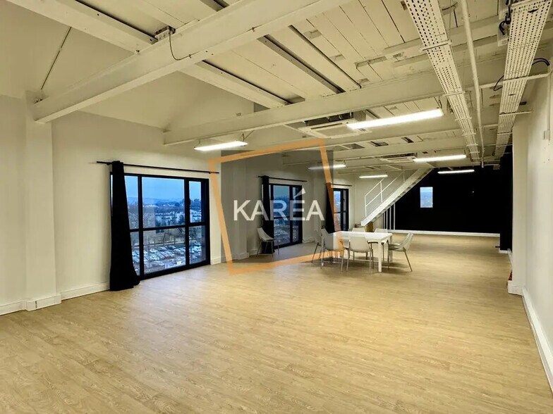 Bureau dans Villenoy à louer - Photo intérieure – Image 2 sur 5