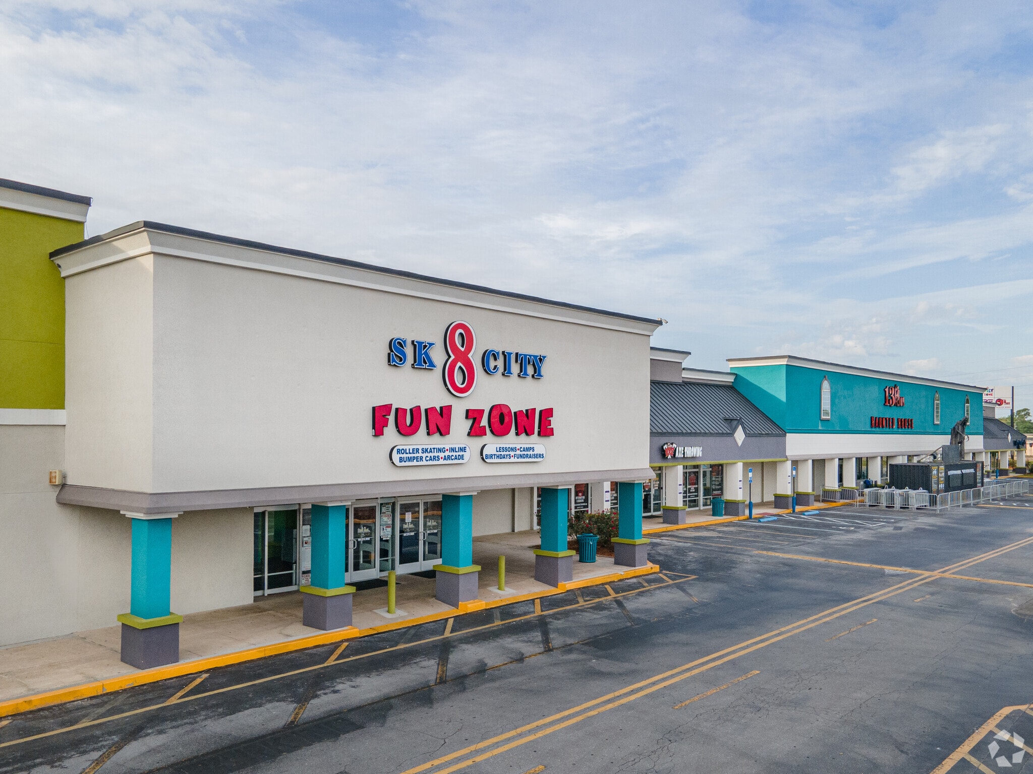 9222-9398 Arlington Expy, Jacksonville, FL à louer Photo principale– Image 1 sur 12