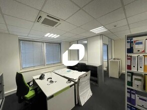 Bureau dans Nanterre à louer Photo intérieure– Image 2 sur 5