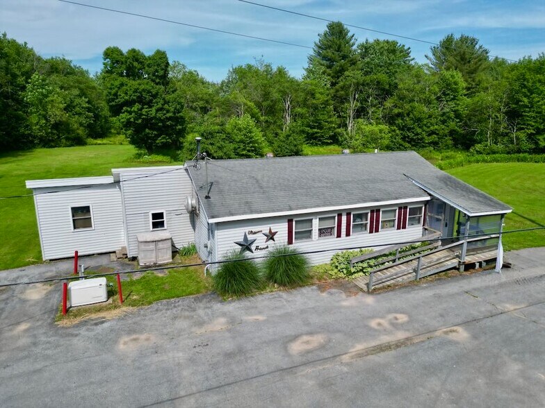 6800 County Route 17, Redfield, NY à vendre - Photo de l’immeuble – Image 1 sur 28