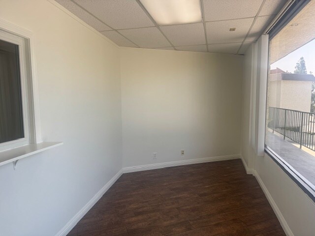 2505 Foothill Blvd, La Crescenta, CA à louer - Photo de l’immeuble – Image 3 sur 8