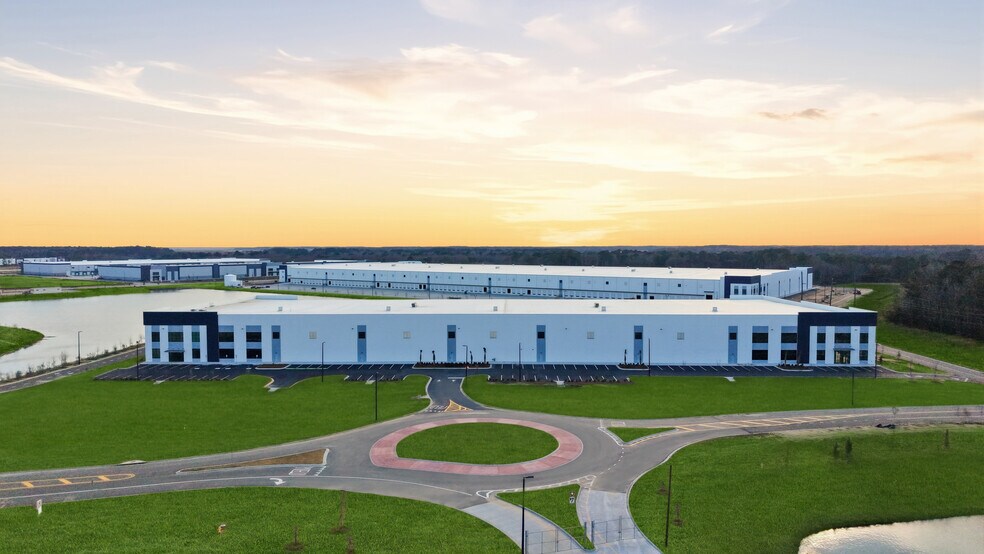 181 Landmark Blvd W, Savannah, GA à louer - Photo de l’immeuble – Image 2 sur 7