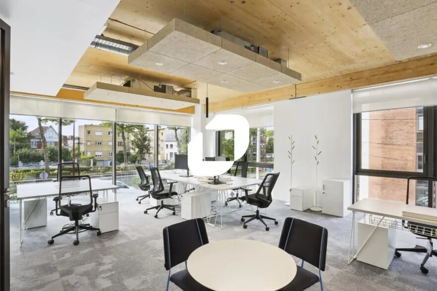 1001-1003 Avenue De La République, Marcq-en-Baroeul à louer - Photo de l’immeuble – Image 3 sur 7