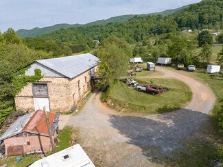 Plus de détails pour 94 Providence Pl, Waynesville, NC - Local commercial à vendre