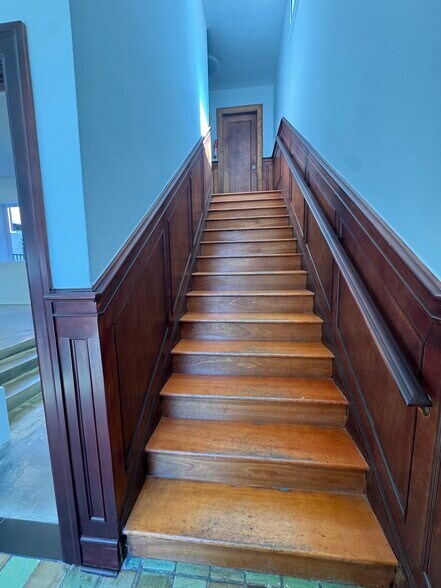135 S Park Ave, San Francisco, CA à louer - Photo de l’immeuble – Image 3 sur 24