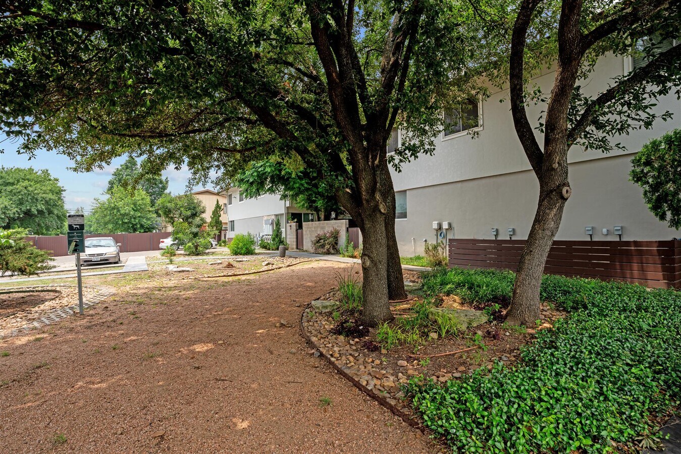 View Photo