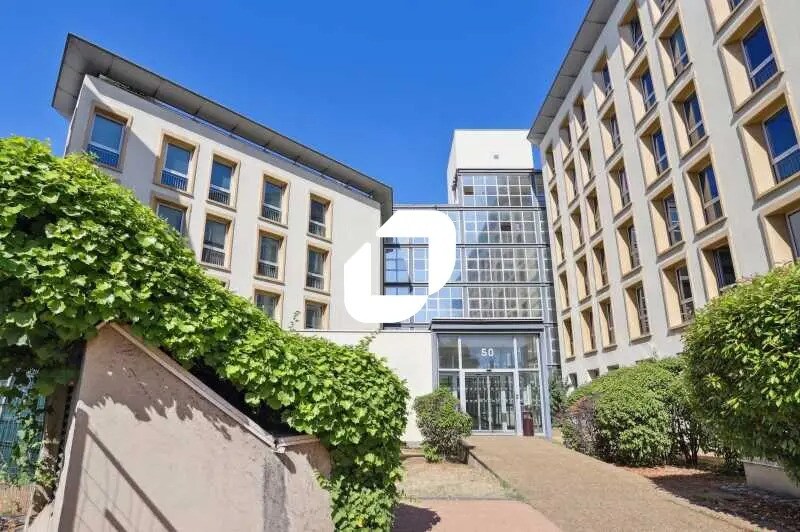 Local d’activités dans Villeurbanne à louer Photo de l’immeuble– Image 1 sur 21