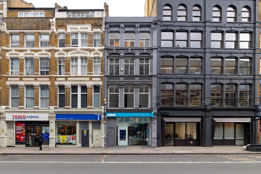 47 Farringdon Rd, Londres à louer - Photo de l’immeuble – Image 3 sur 9