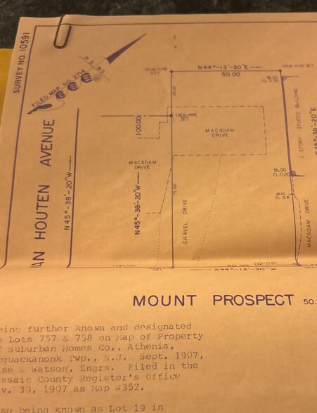 856 Van Houten Ave, Clifton, NJ à vendre - Photo de l’immeuble – Image 2 sur 3