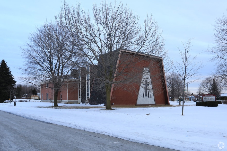 30 Shaftsbury Dr, Kitchener, ON à vendre - Photo principale – Image 1 sur 4