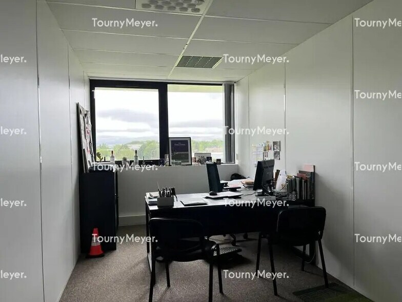 Bureau dans Mérignac à louer - Photo de l’immeuble – Image 3 sur 10