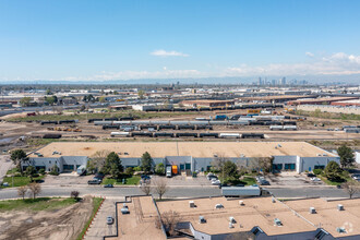 6660-6722 E 47th Avenue Dr, Denver, CO - VUE AÉRIENNE  vue de carte - Image1